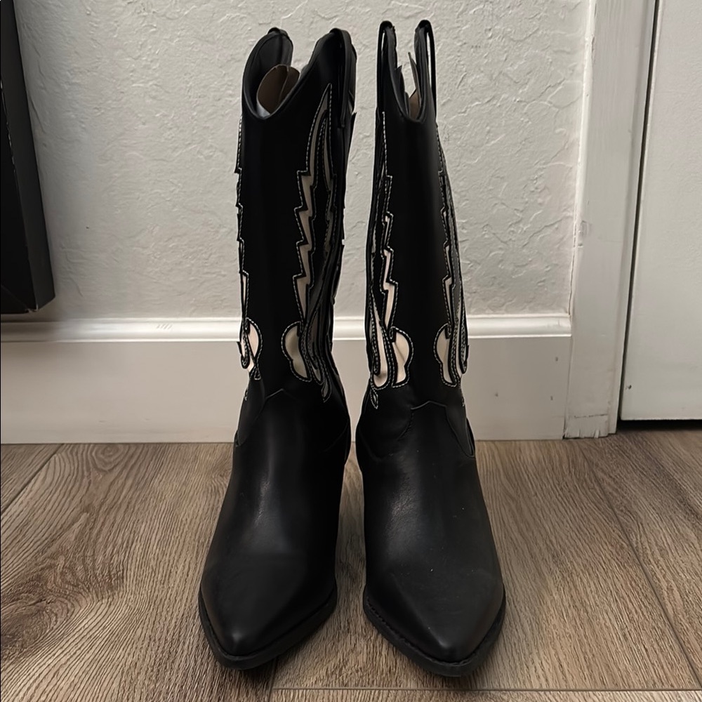 Bellini Black Heeled Boots Sophisticated Design